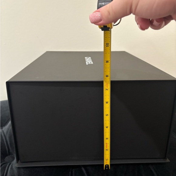 Chanel Black Gift Box with White Logo - Picture 3 of 5